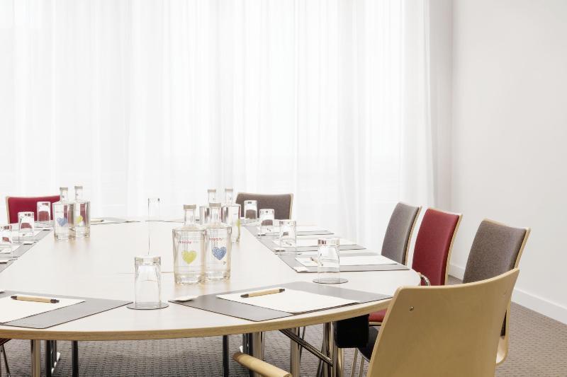 Intercityhotel Frankfurt Hauptbahnhof Sued Frankfurt am Main Kültér fotó