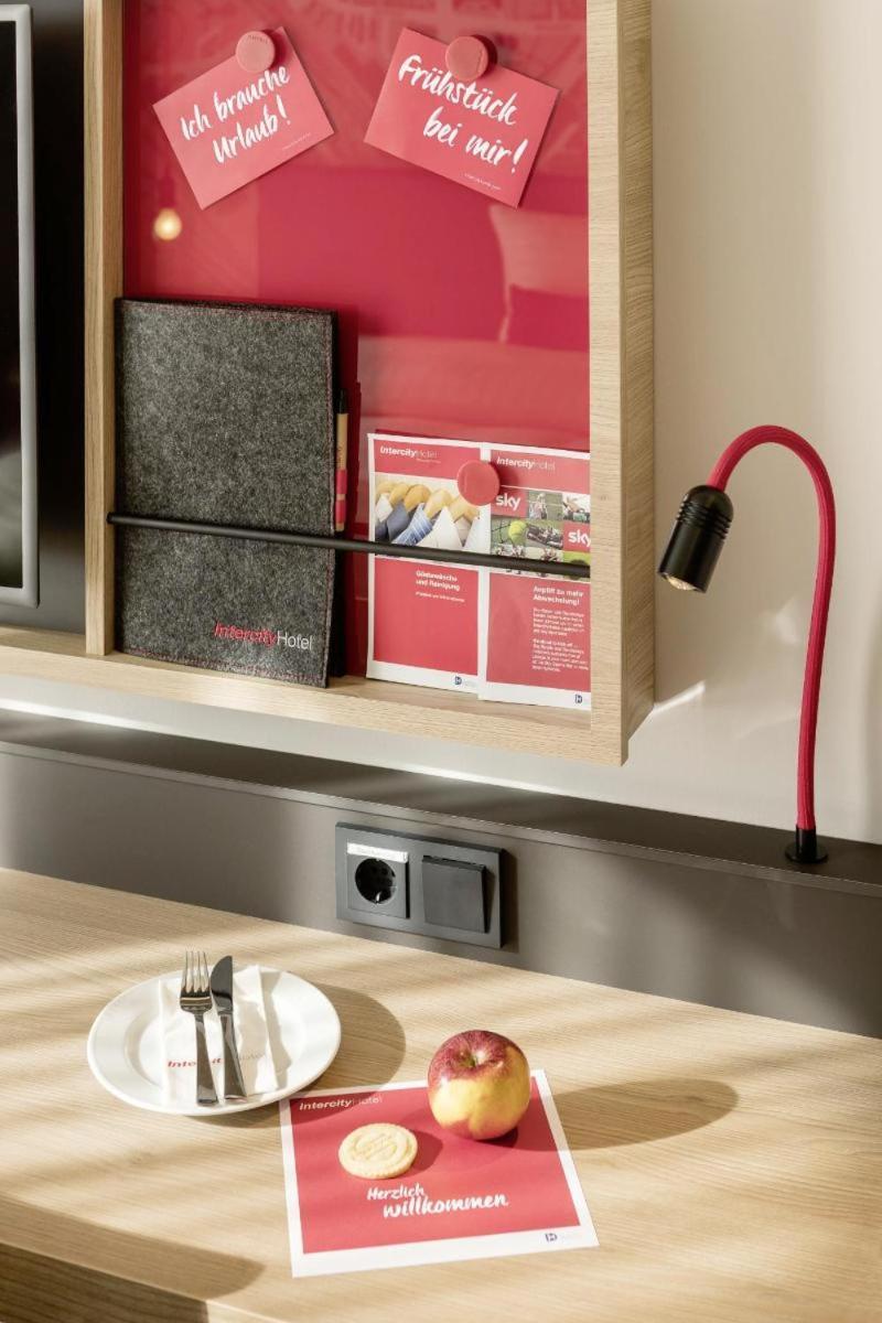 Intercityhotel Frankfurt Hauptbahnhof Sued Frankfurt am Main Szoba fotó